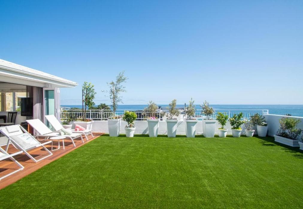 Apostle at Funkey 2B