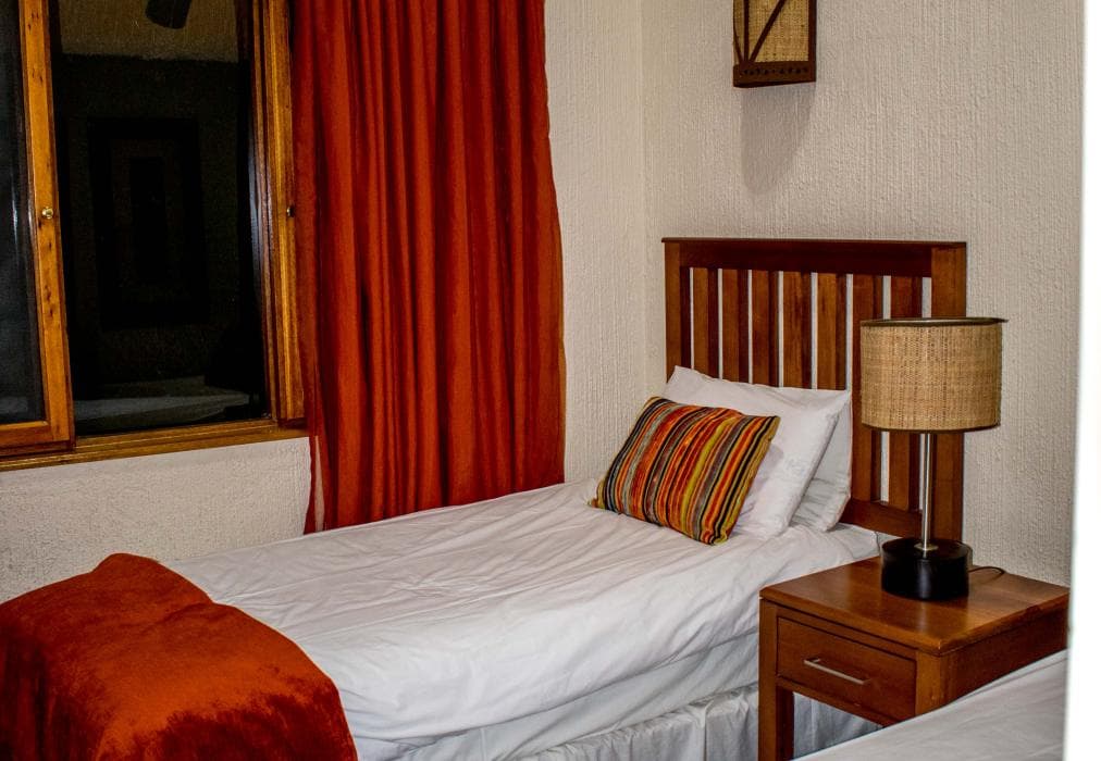 Legend Safaris - Kruger Park Lodge