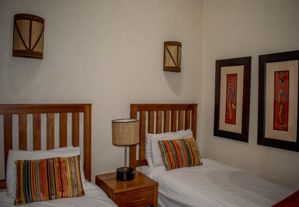 Legend Safaris - Kruger Park Lodge