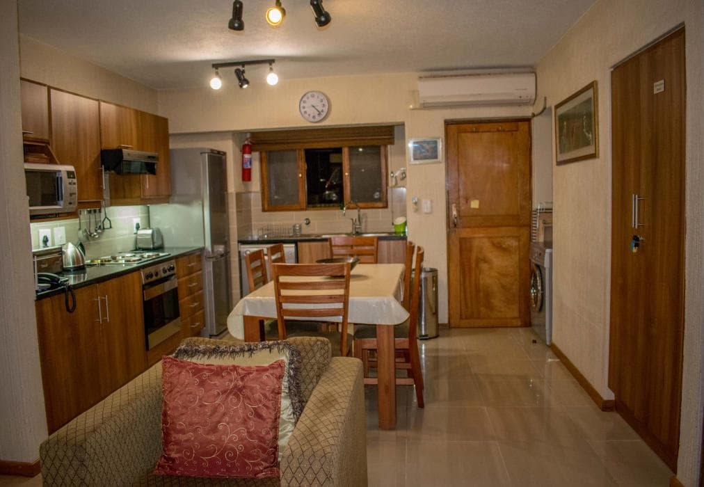 Legend Safaris - Kruger Park Lodge