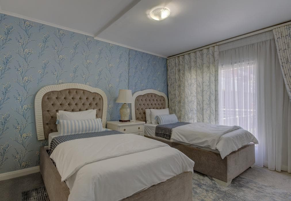 Mayfair 2 Bedroom Apartment