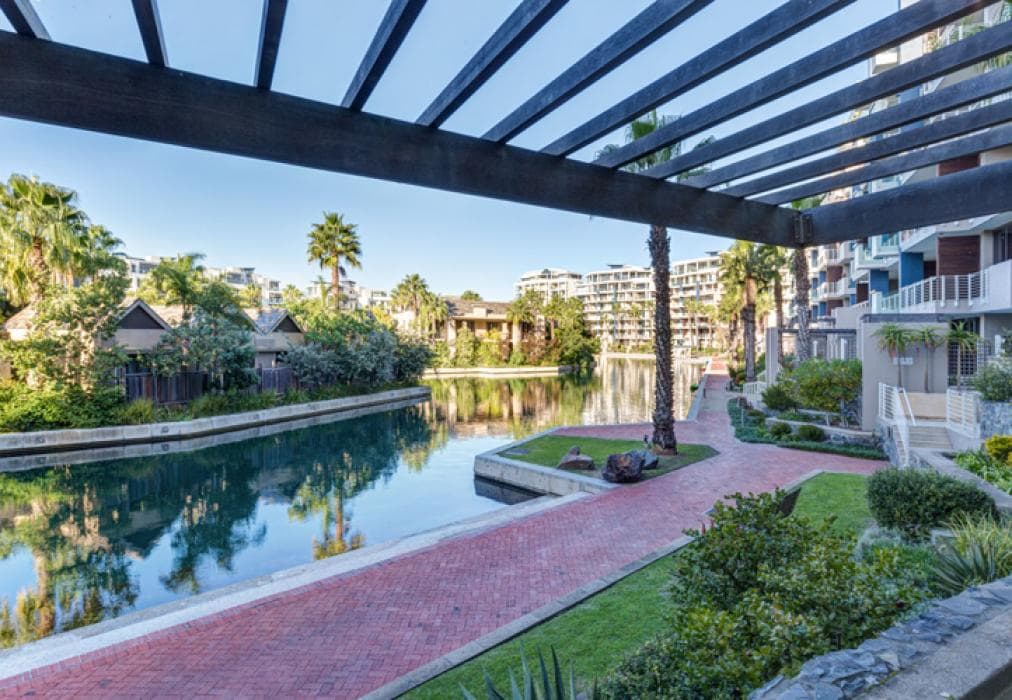 LH - 2 Bedroom Superior Apartment