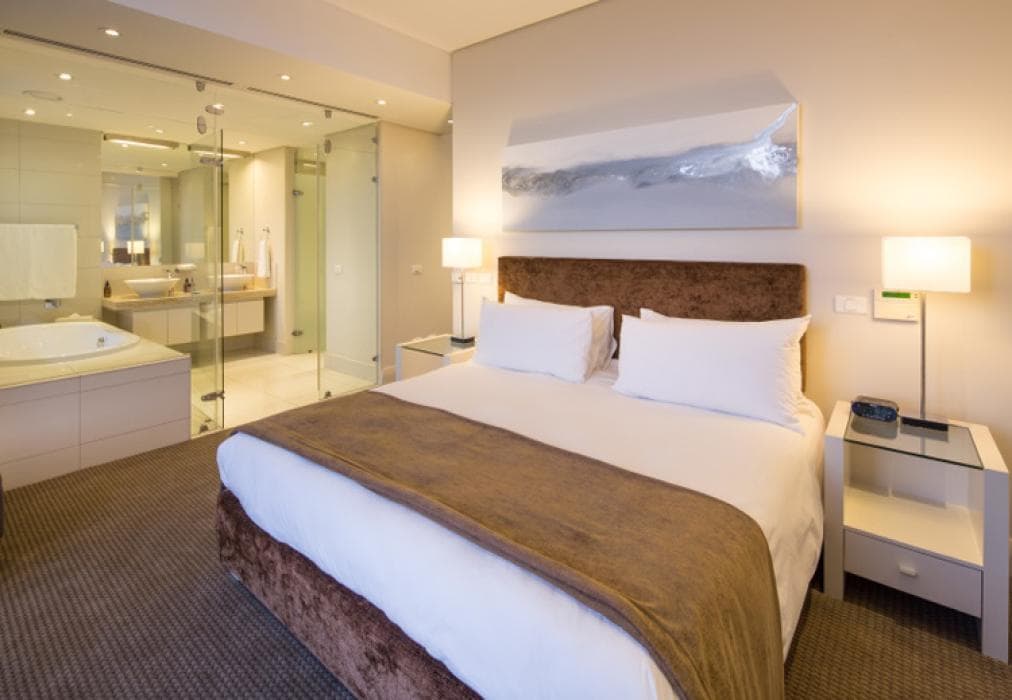 LH - 3 Bedroom Penthouse