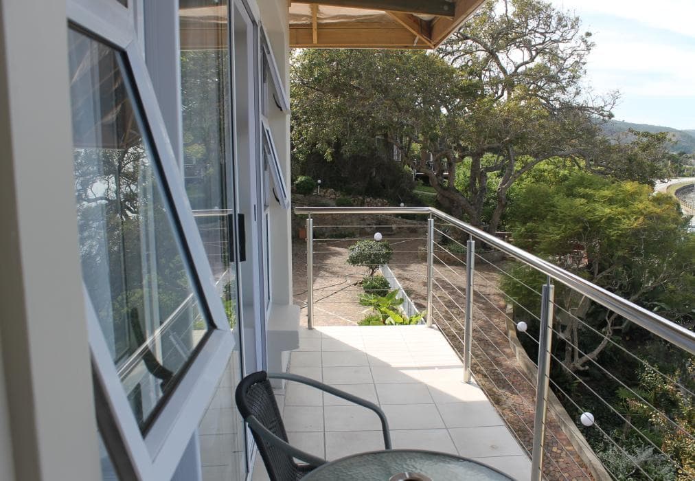 Phoenix Lodge and Waterside Accommodation