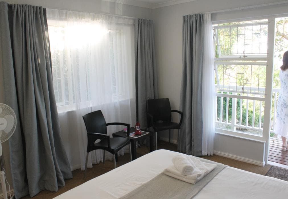 Phoenix Lodge and Waterside Accommodation