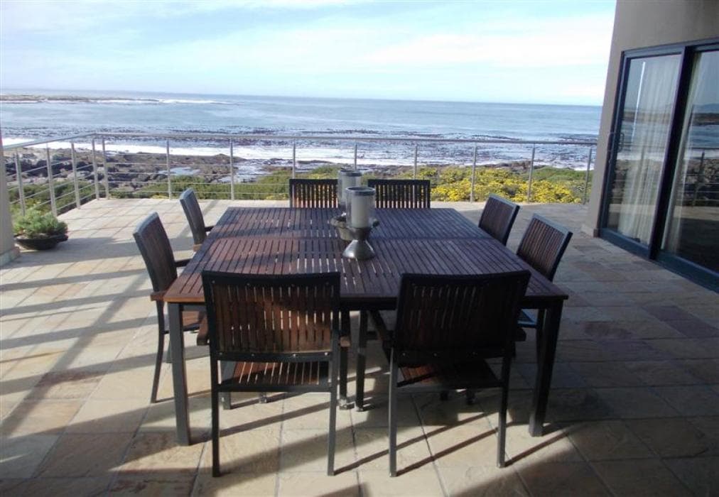 Whalesong Villa Hermanus