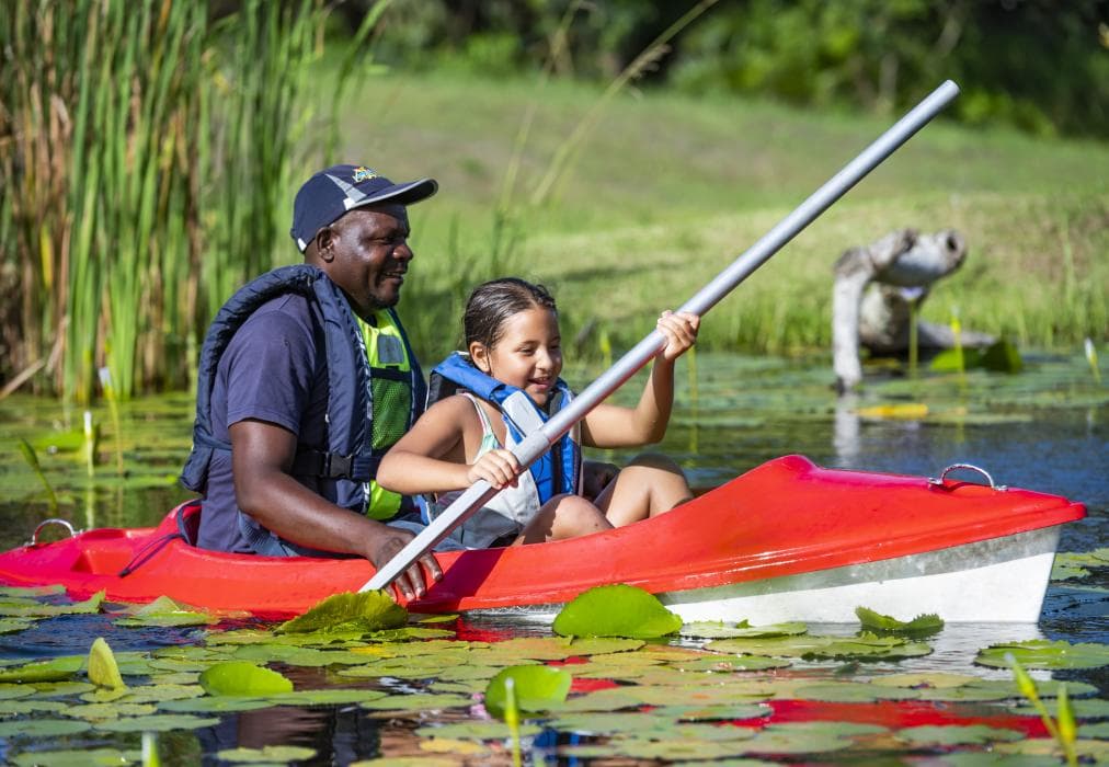 Kingfisher Lakeside Retreat