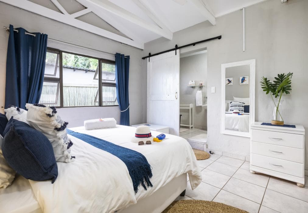 Kingfisher Lakeside Retreat