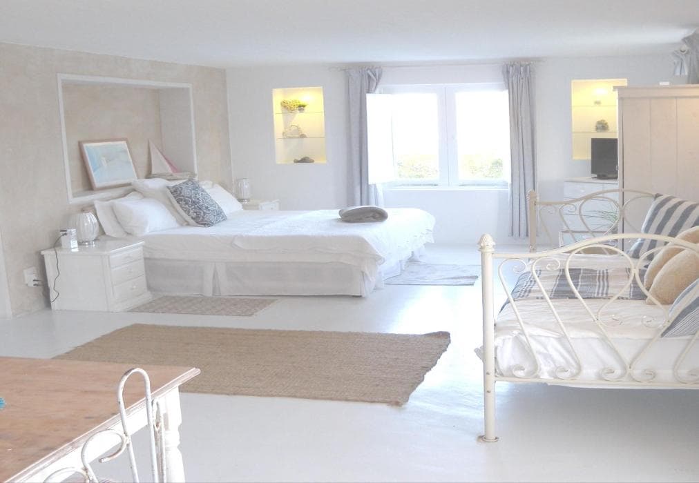 Mama Mia @ Charlotte House