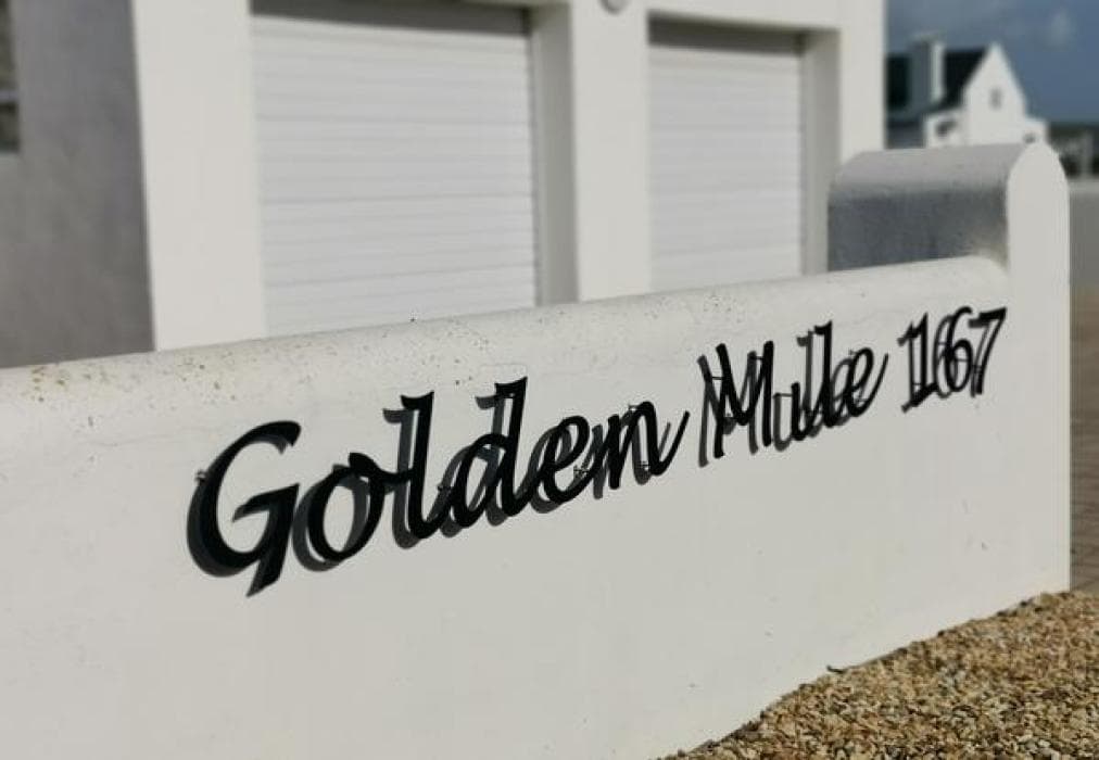 Unwind @ 167 Golden Mile