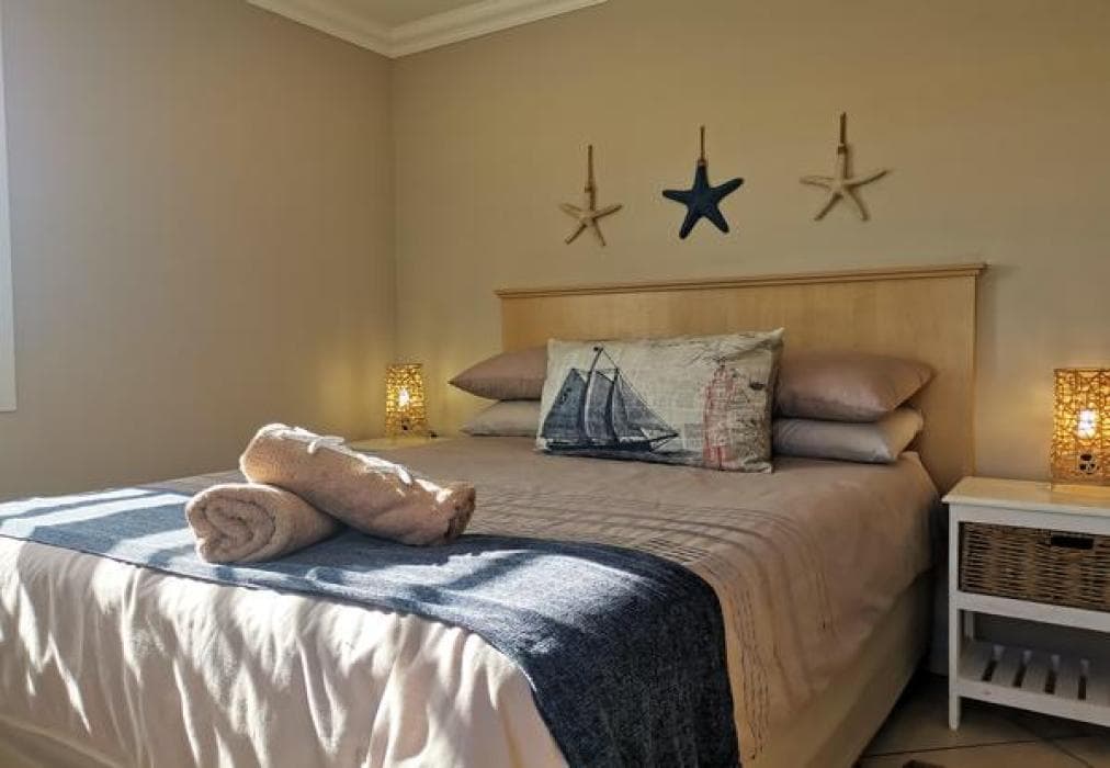 Unwind @ 167 Golden Mile