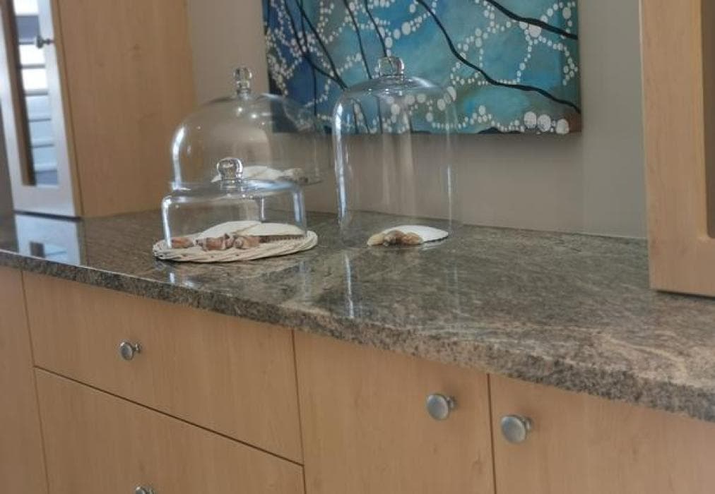 Unwind @ 167 Golden Mile