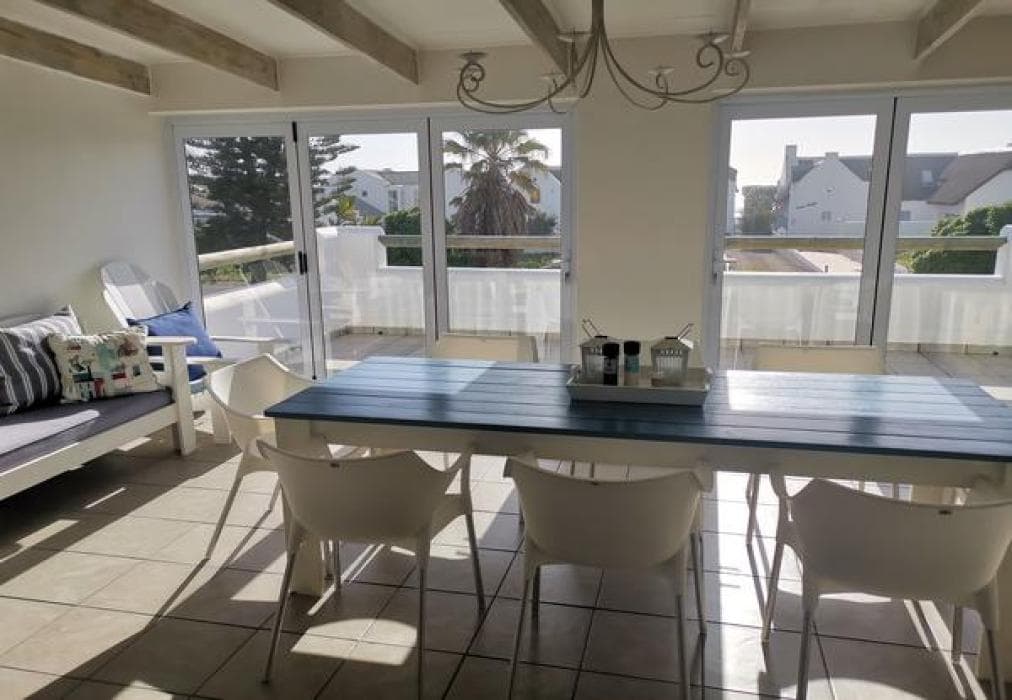 Unwind @ 167 Golden Mile