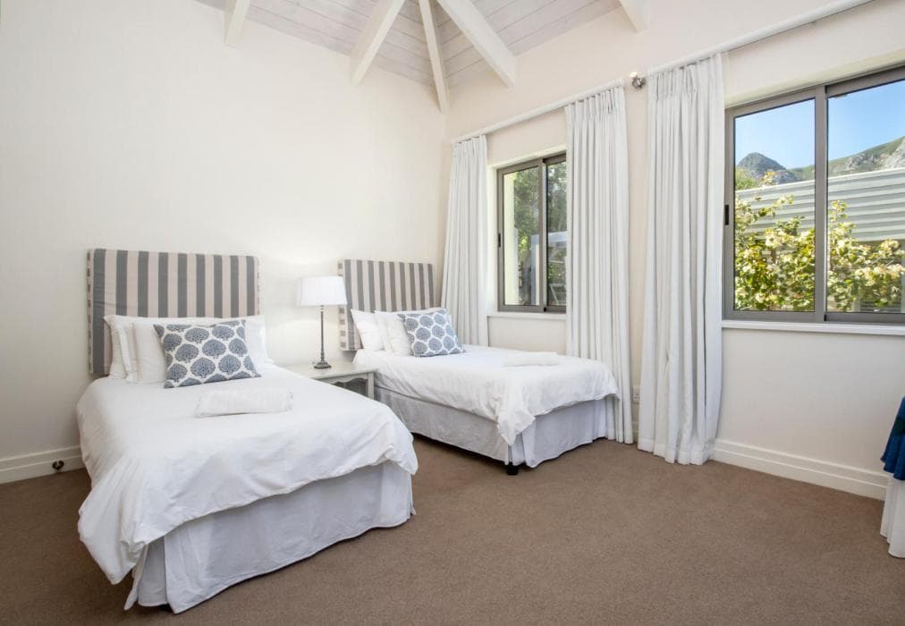 214, 10th Street Voelklip