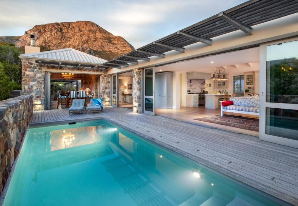 214, 10th Street Voelklip