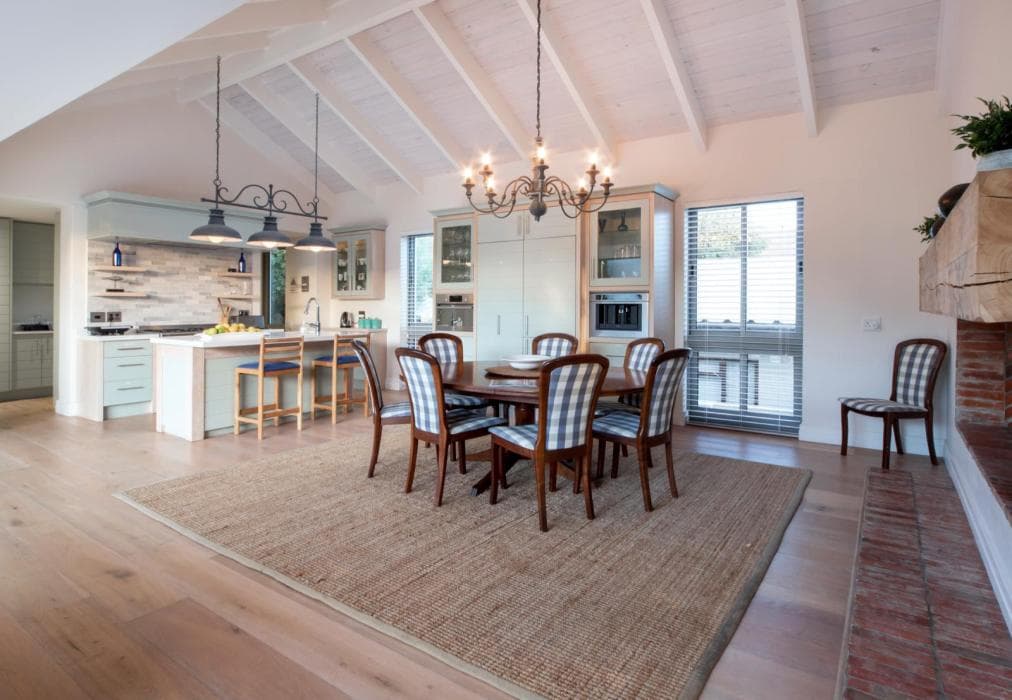 214, 10th Street Voelklip