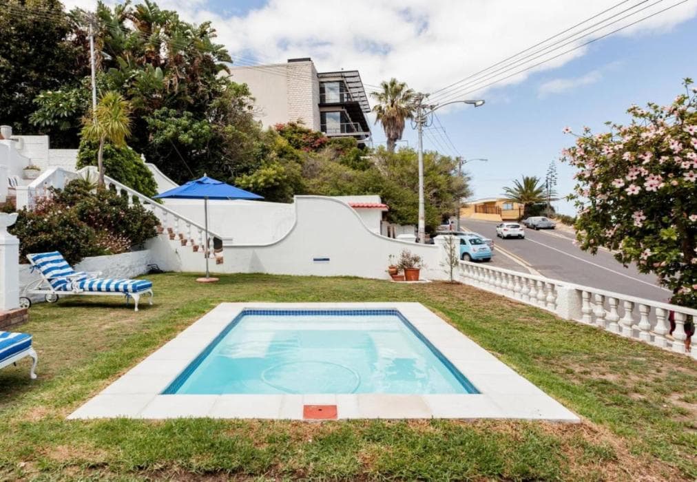 Villa on Camps Bay Drive