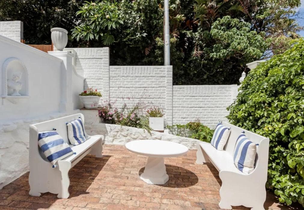 Villa on Camps Bay Drive