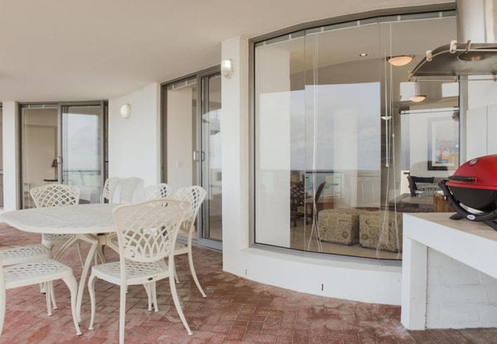 Hibernian Towers 505 Apartment