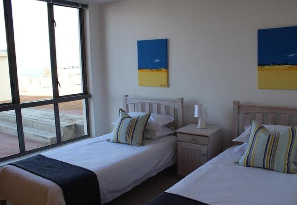 Hibernian Towers 505 Apartment