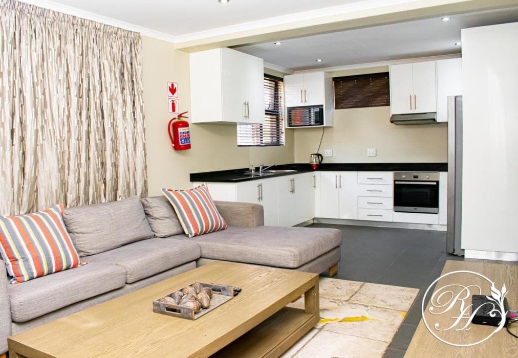 Roseland House Self-catering (1-4 Sleeper)