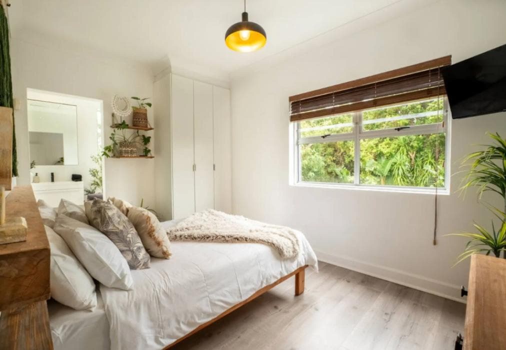 Modern Villa - Mountain views