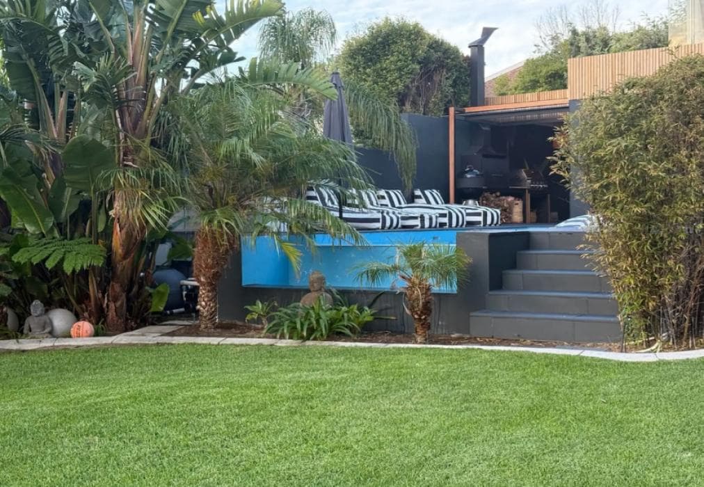 Modern Villa - Mountain views