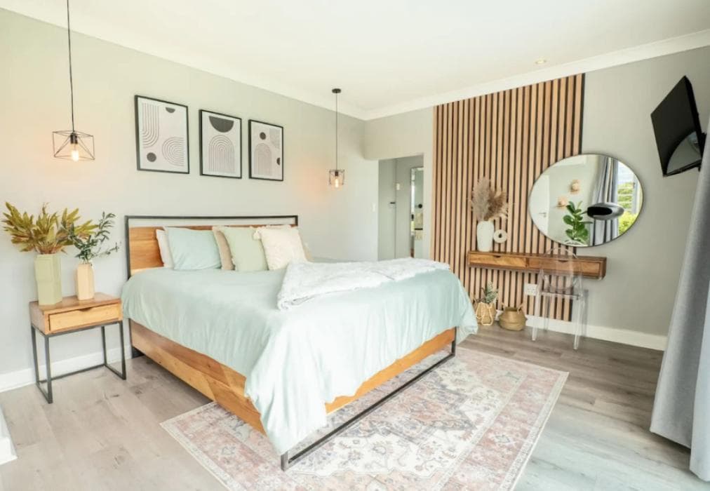 Modern Villa - Mountain views