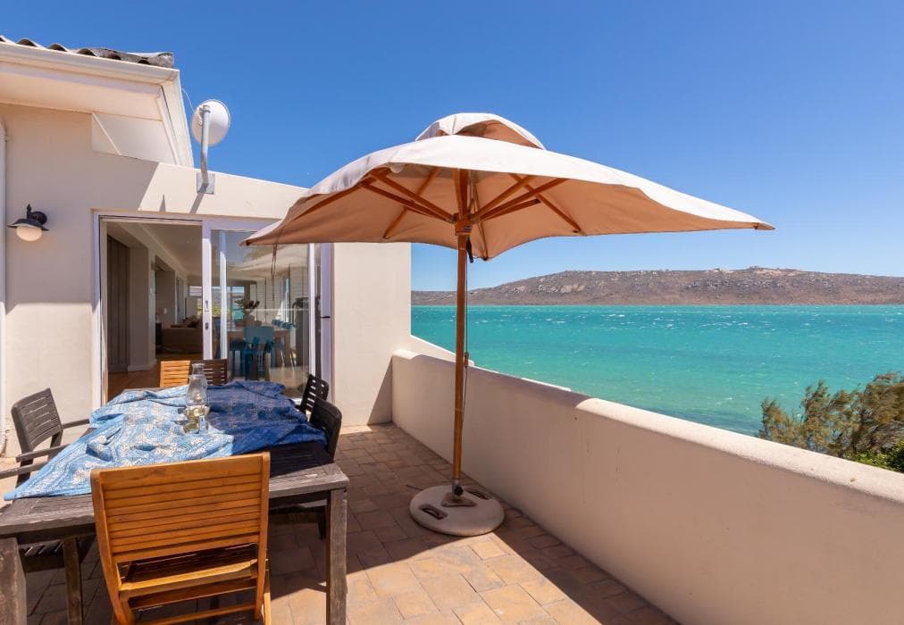 Lagoon Escape Beach Villa