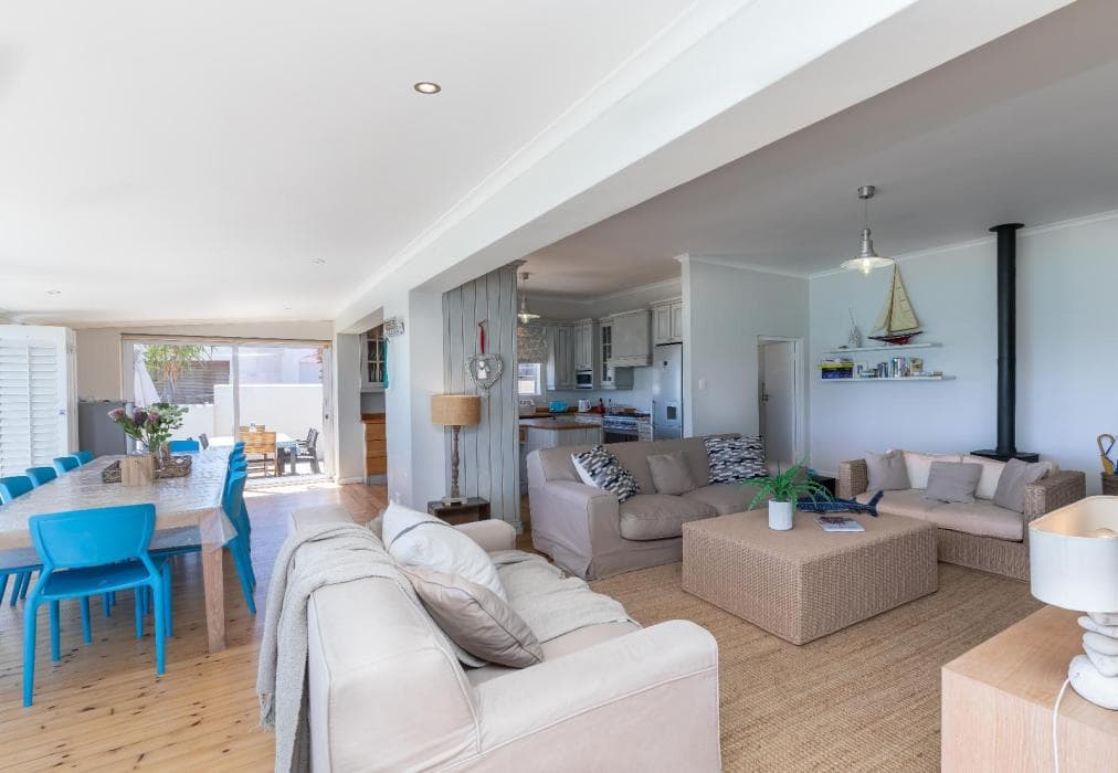 Lagoon Escape Beach Villa