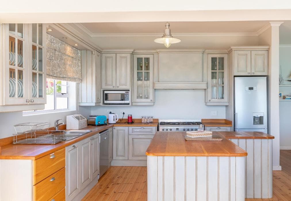 Lagoon Escape Beach Villa