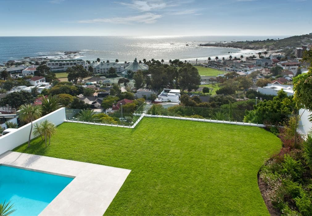 26 Geneva Sandpiper House