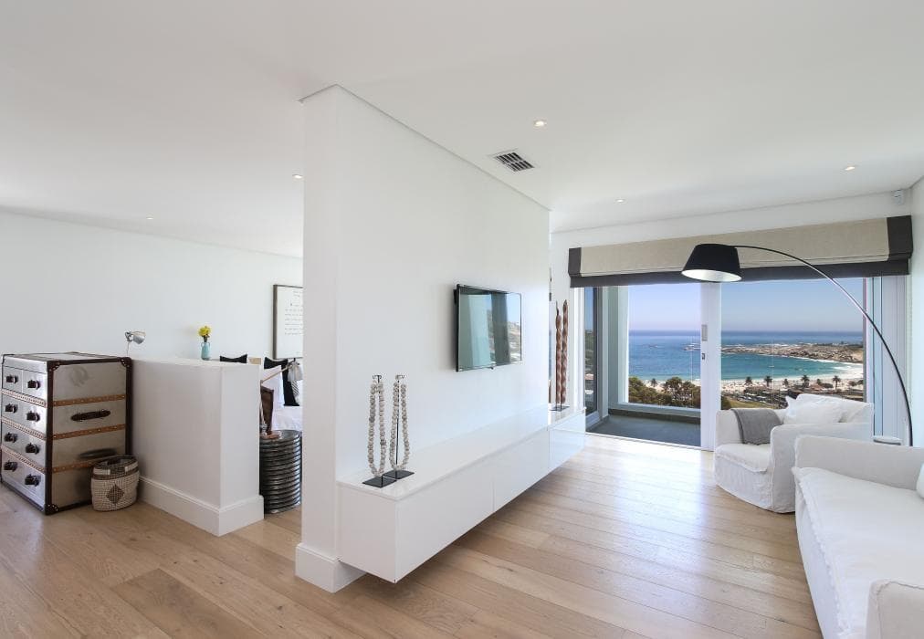 26 Geneva Sandpiper House