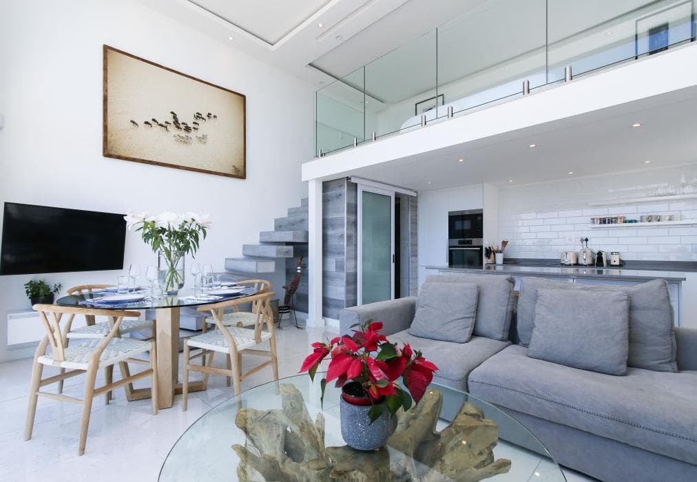 26 Geneva Sandpiper House