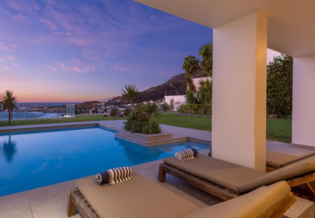 26 Geneva Sandpiper House