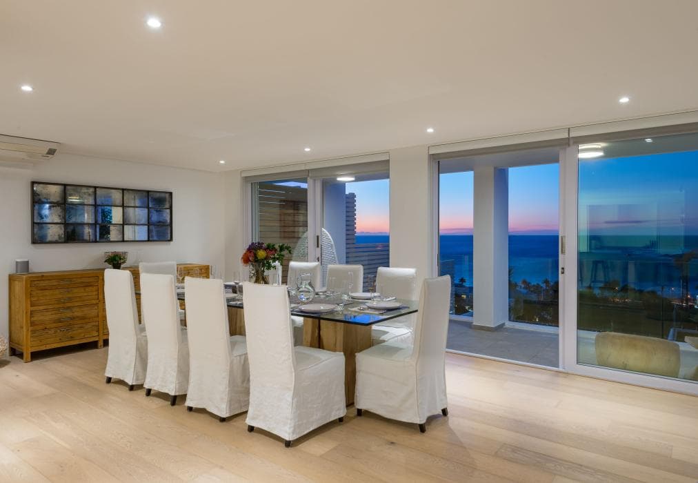 26 Geneva Sandpiper House