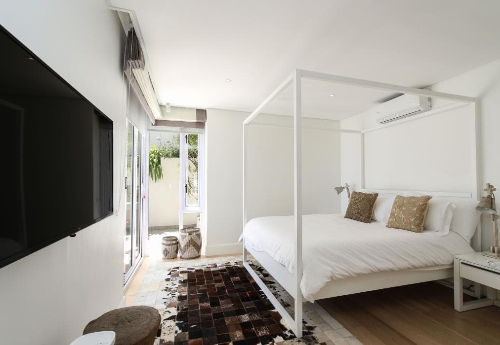 26 Geneva Sandpiper House