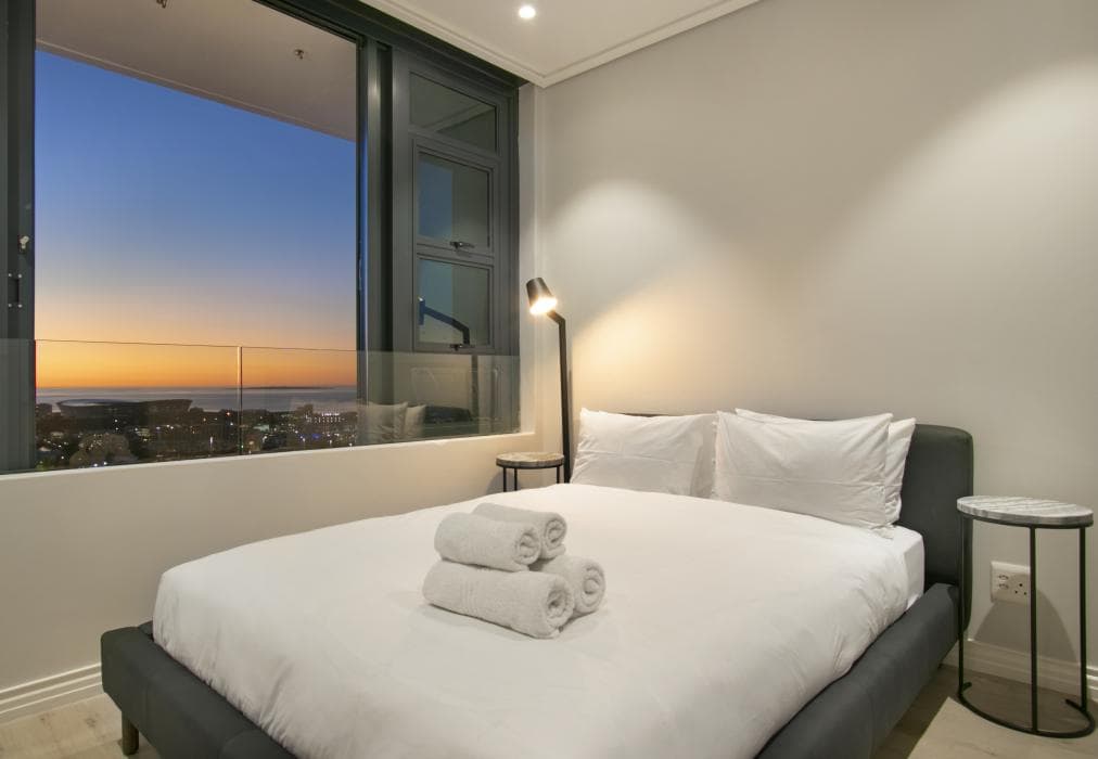 16 On Bree Unit 2810