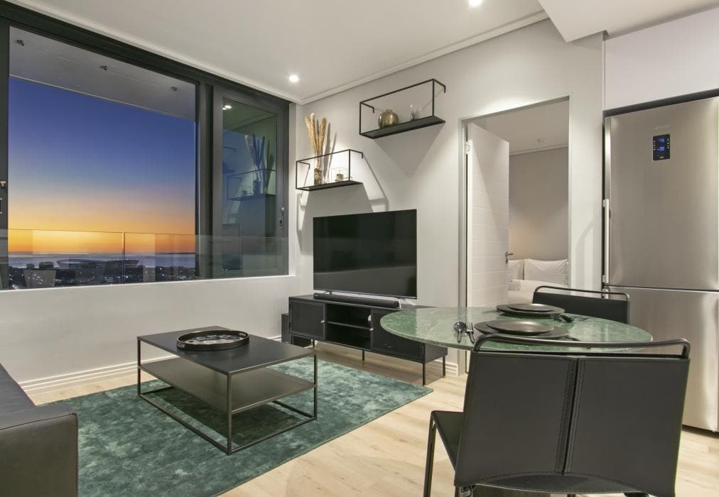 16 On Bree Unit 2810