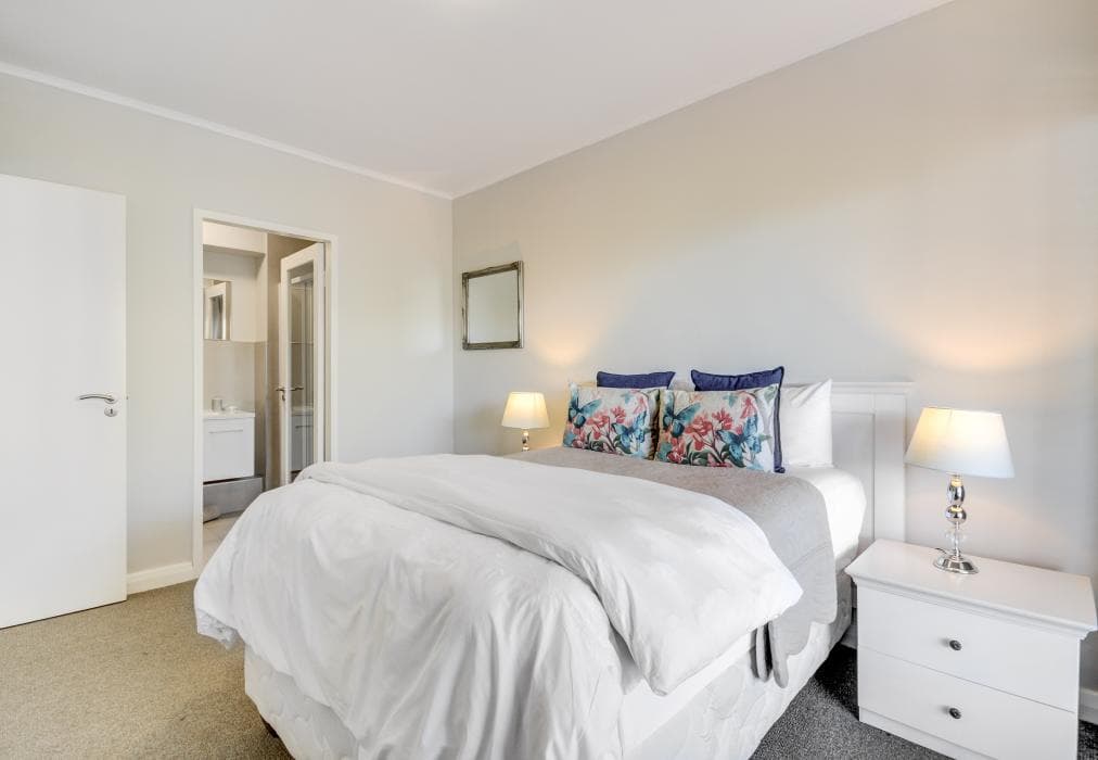 Mayfair 3 Bedroom Apartment