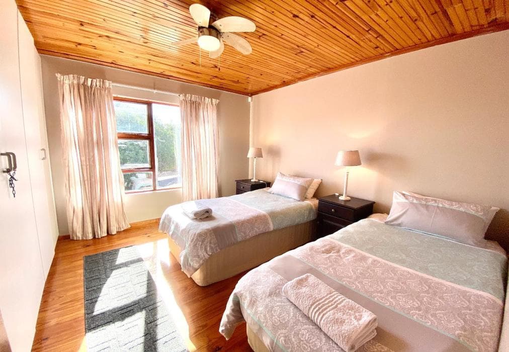 Houtboschbay 9 PelikaanAston Bay