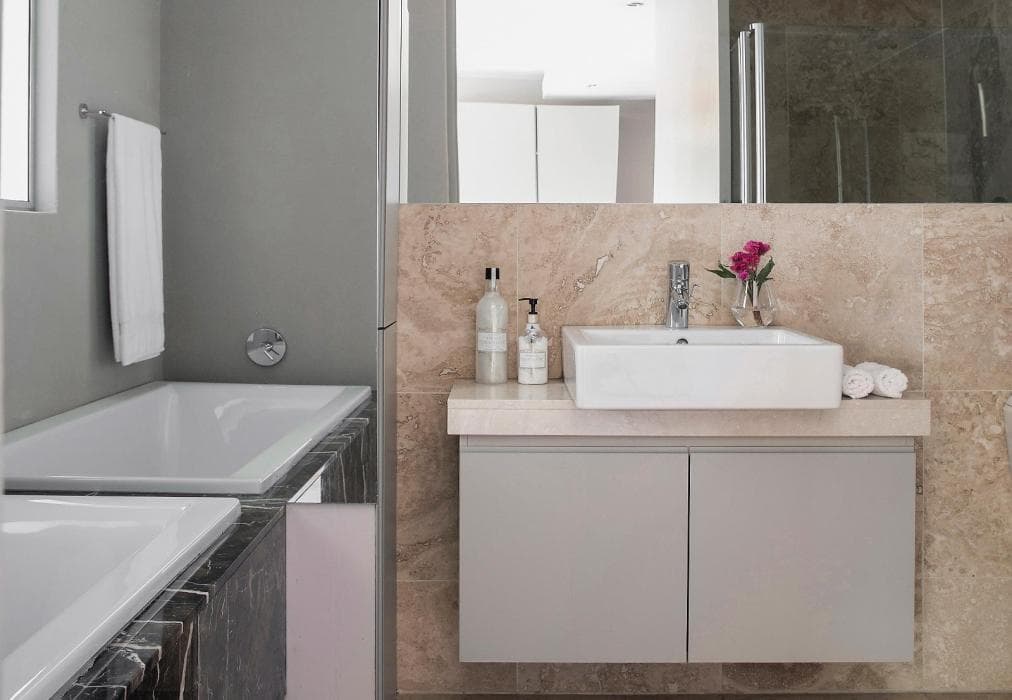 The Franklin Apartment 1602