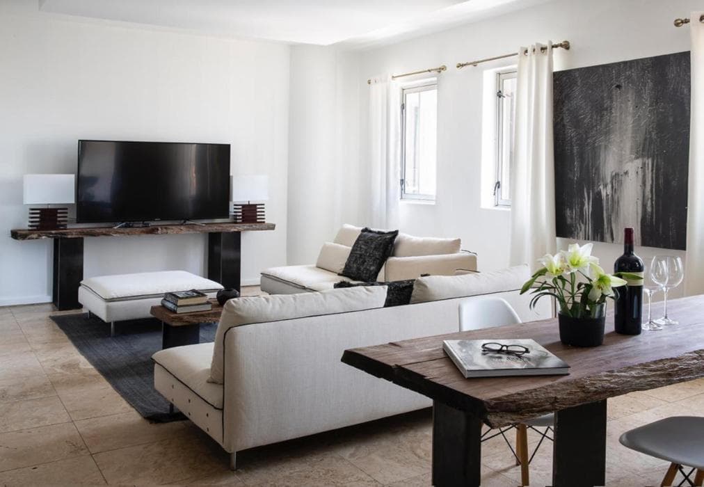 The Franklin Apartment 1512