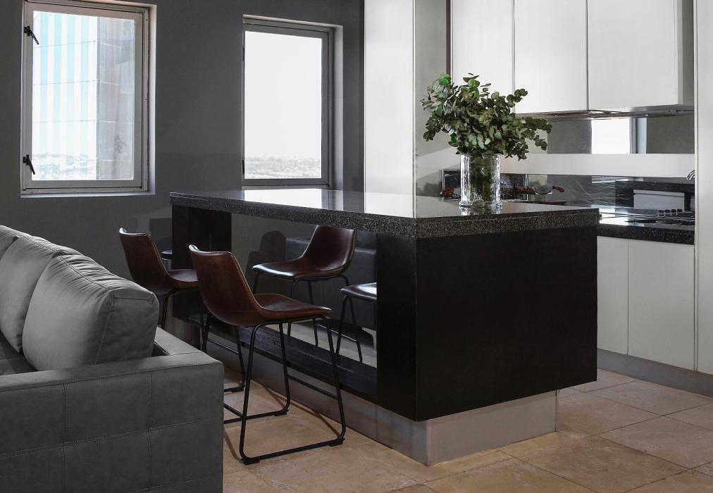 The Franklin Apartment 1610