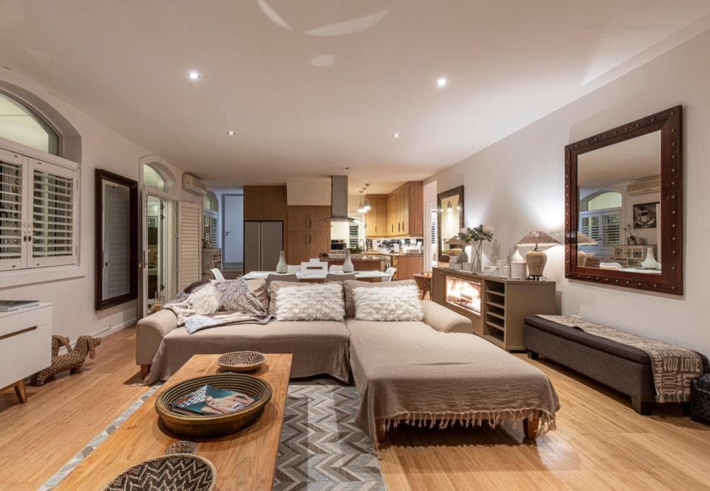 Clifton Sea View Apartment