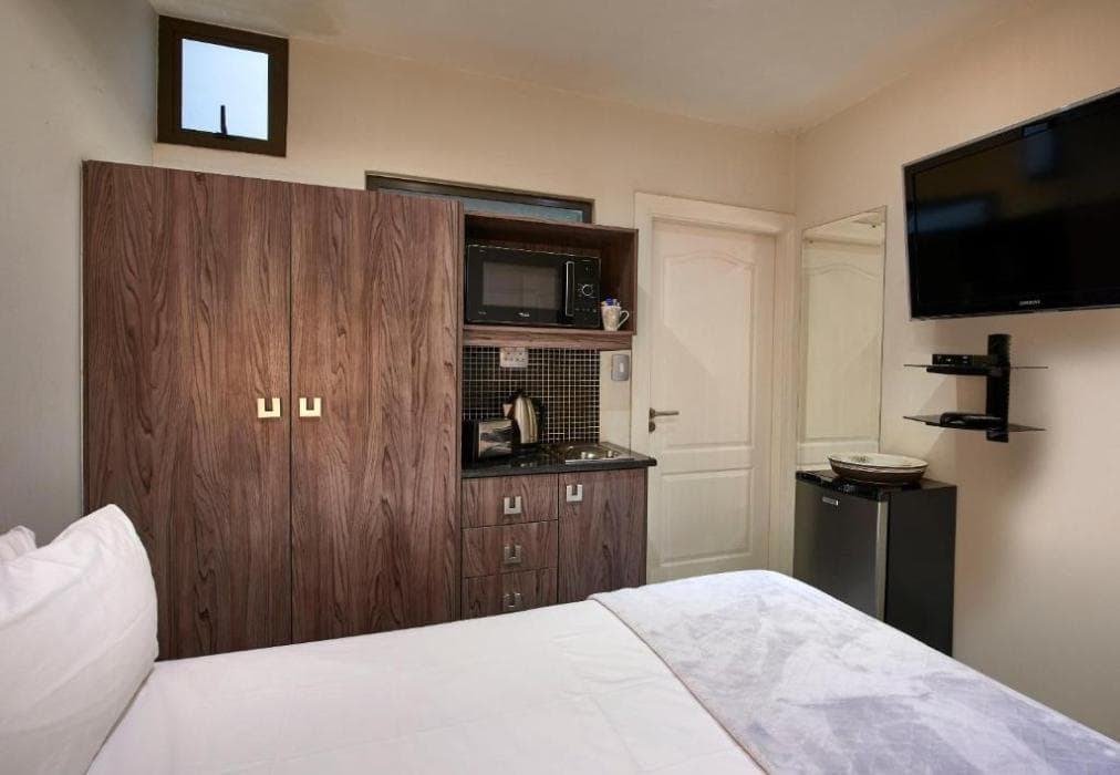 Dynasty Forest Sandown Accommodation