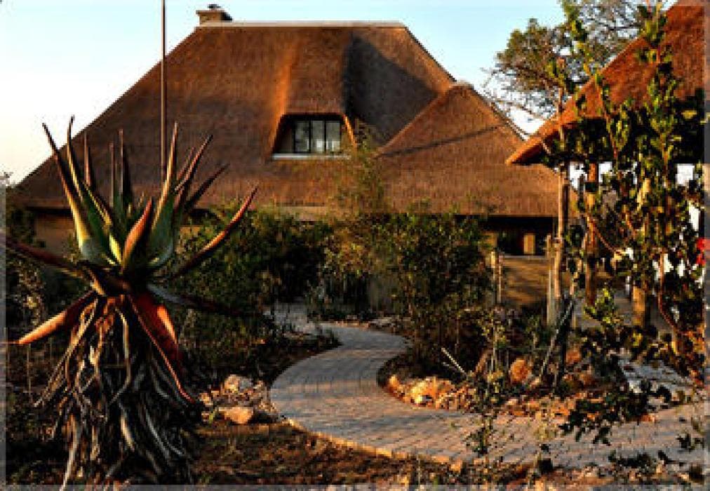 Nyarhi Lodge