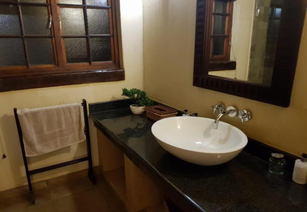 Tholo Private Game Lodge