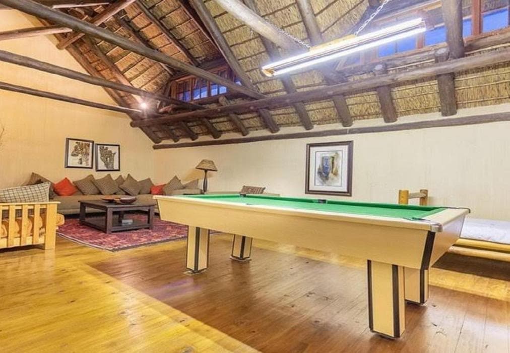 Tholo Private Game Lodge
