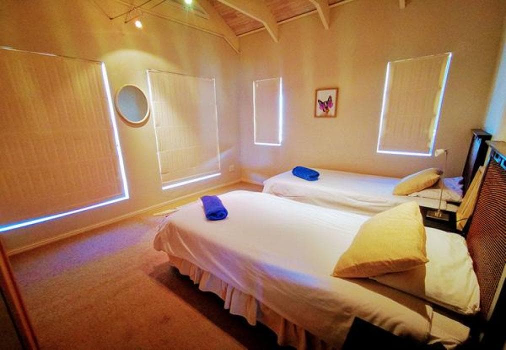 Bay Watch Beachfront Villa